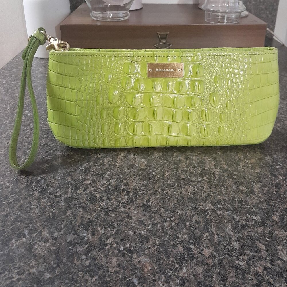 BRAHMIN Green leather Wristlet